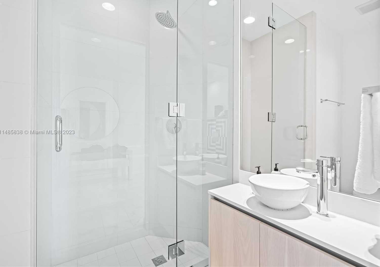 Small Image of 480 NORTH EAST 31 STREET #3907, Miami Number 63