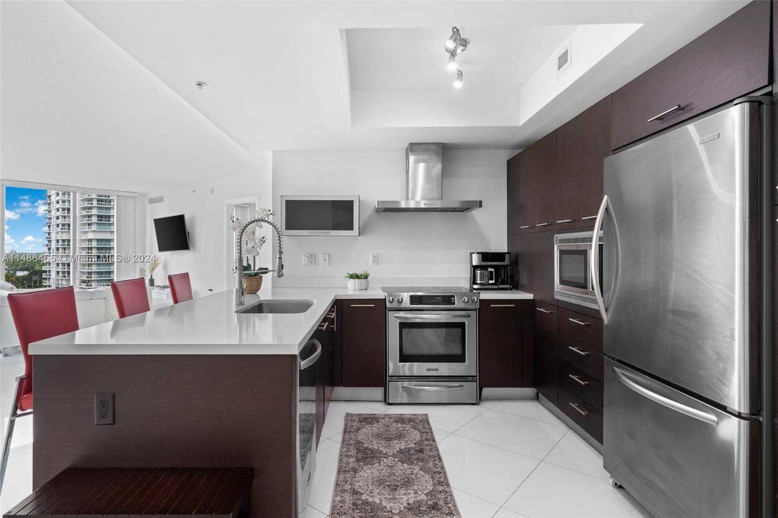 Small Image of 150 SUNNY ISLES BLVD #1-1004+ RARE CABANA, Sunny Isles Beach Number 3