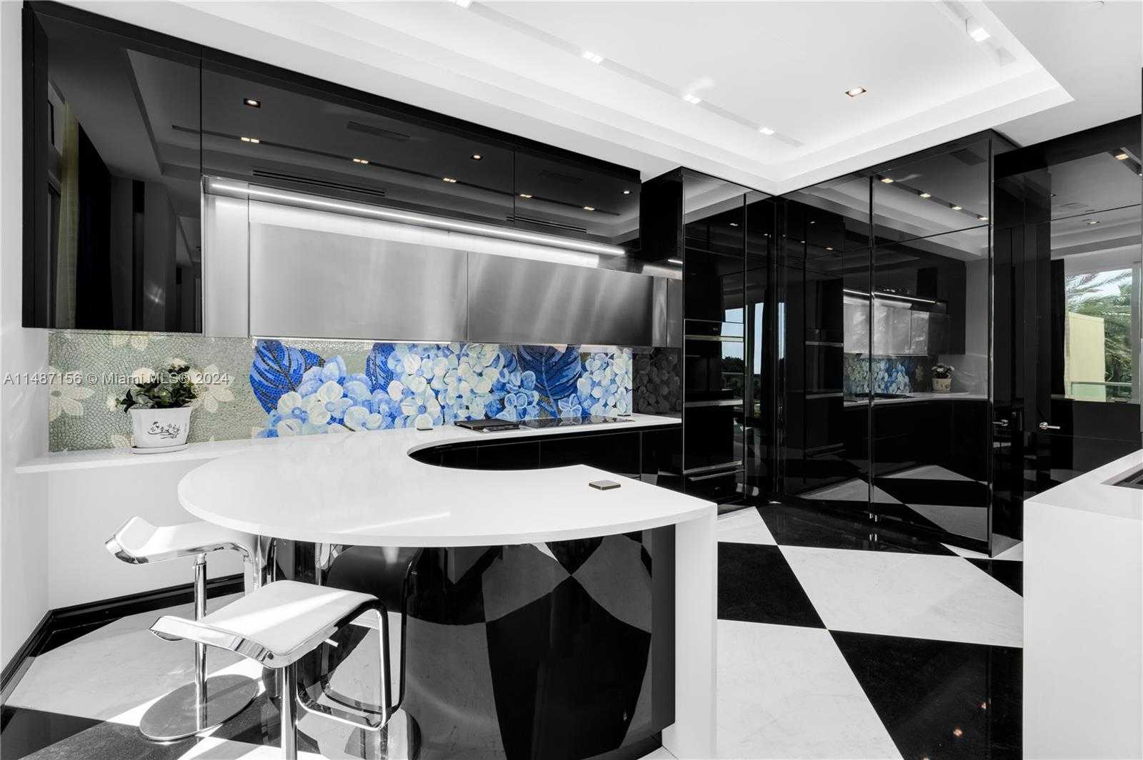 Small Image of 1455 OCEAN DR #BH-01, Miami Beach Number 17