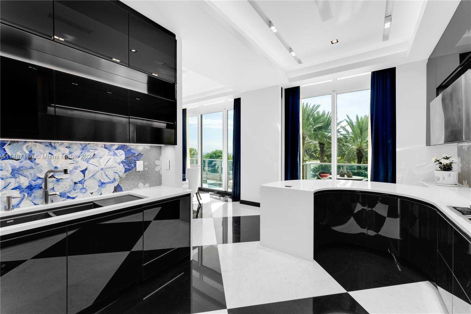 Small Image of 1455 OCEAN DR #BH-01, Miami Beach Number 19