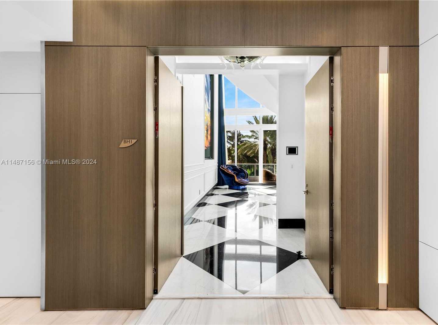 Small Image of 1455 OCEAN DR #BH-01, Miami Beach Number 2