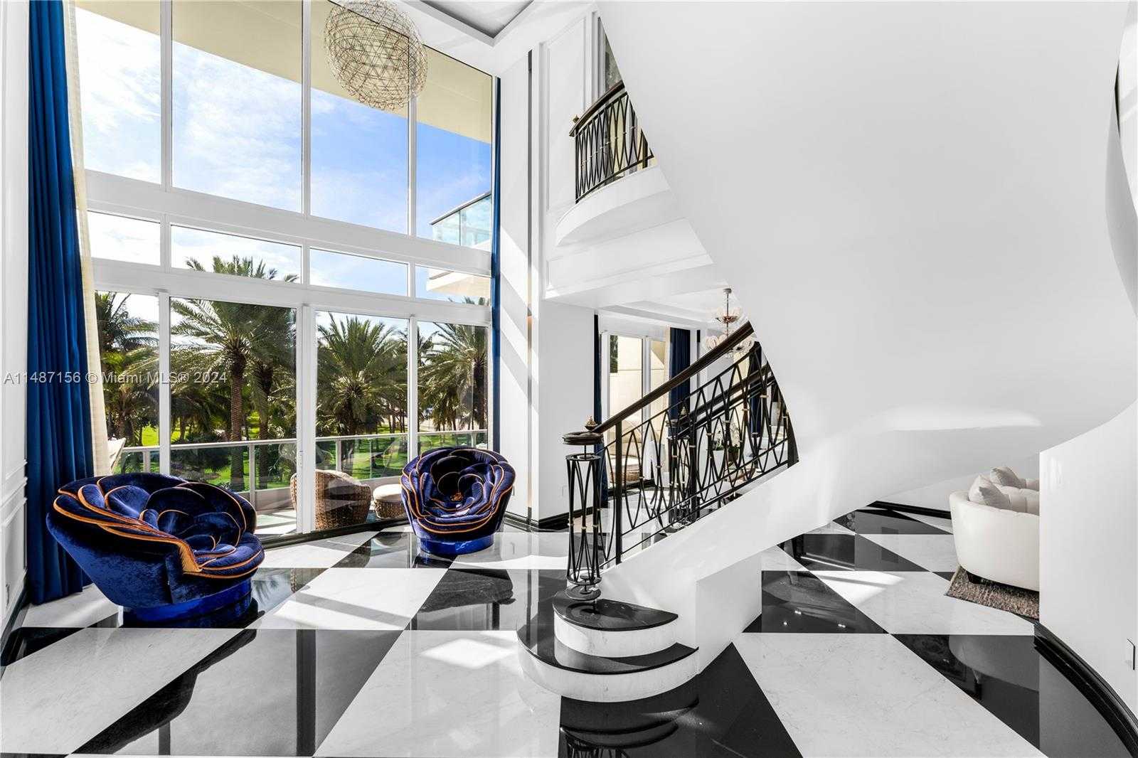 Small Image of 1455 OCEAN DR #BH-01, Miami Beach Number 3