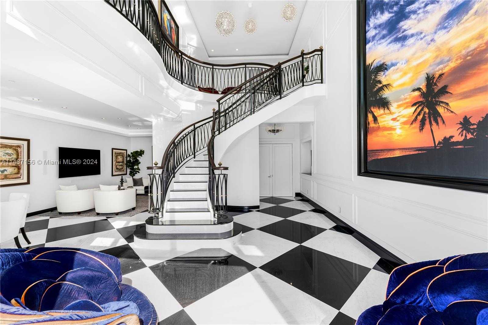 Small Image of 1455 OCEAN DR #BH-01, Miami Beach Number 4