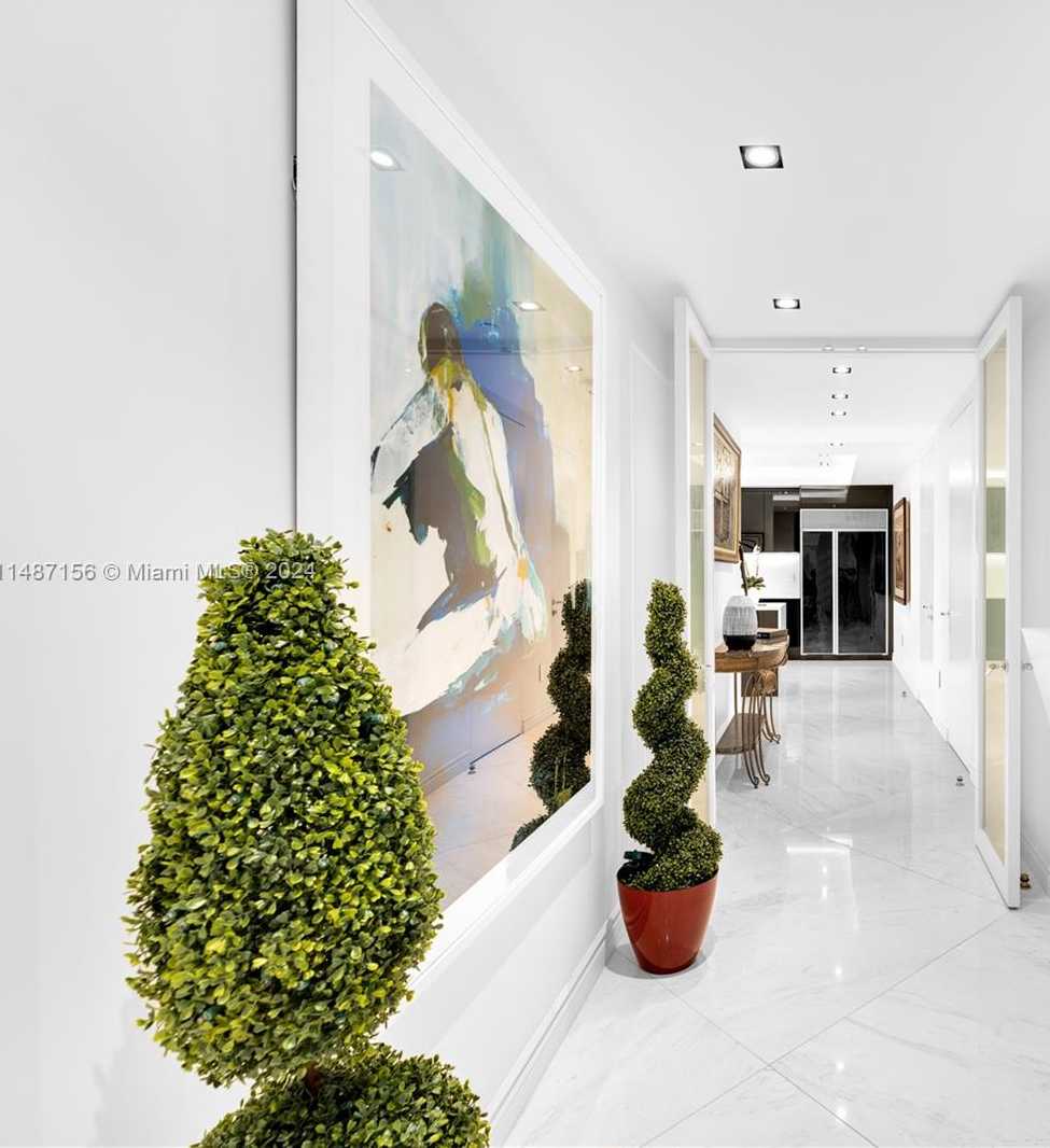 Small Image of 1455 OCEAN DR #BH-01, Miami Beach Number 41