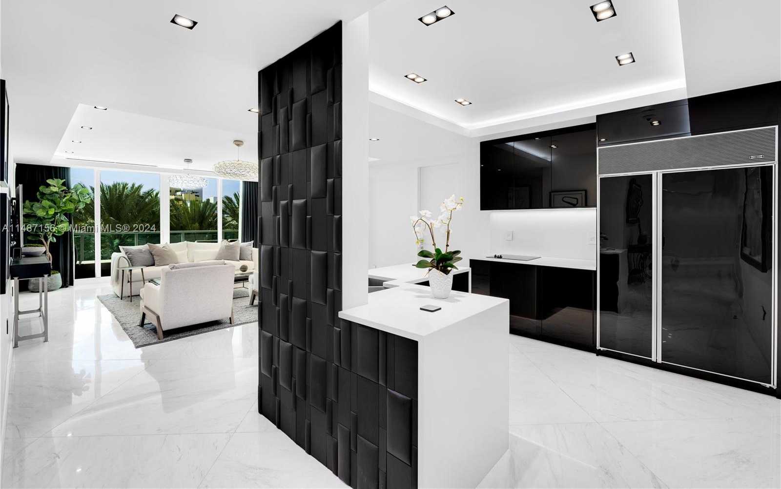 Small Image of 1455 OCEAN DR #BH-01, Miami Beach Number 43