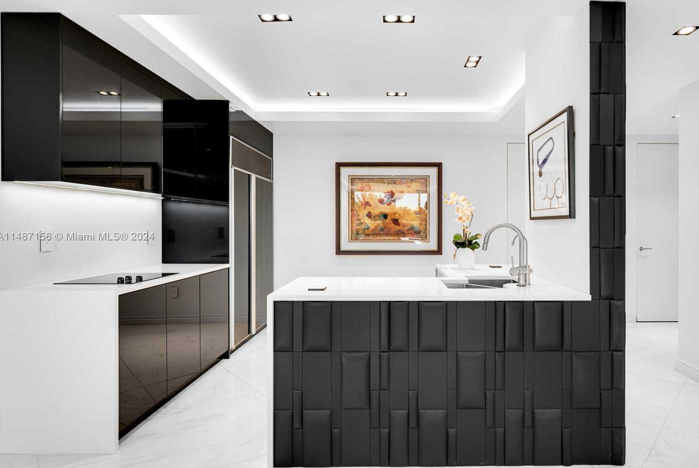 Small Image of 1455 OCEAN DR #BH-01, Miami Beach Number 45