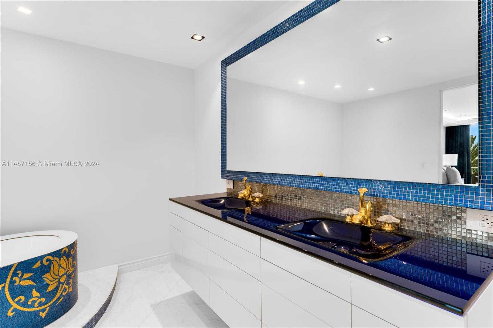 Small Image of 1455 OCEAN DR #BH-01, Miami Beach Number 55