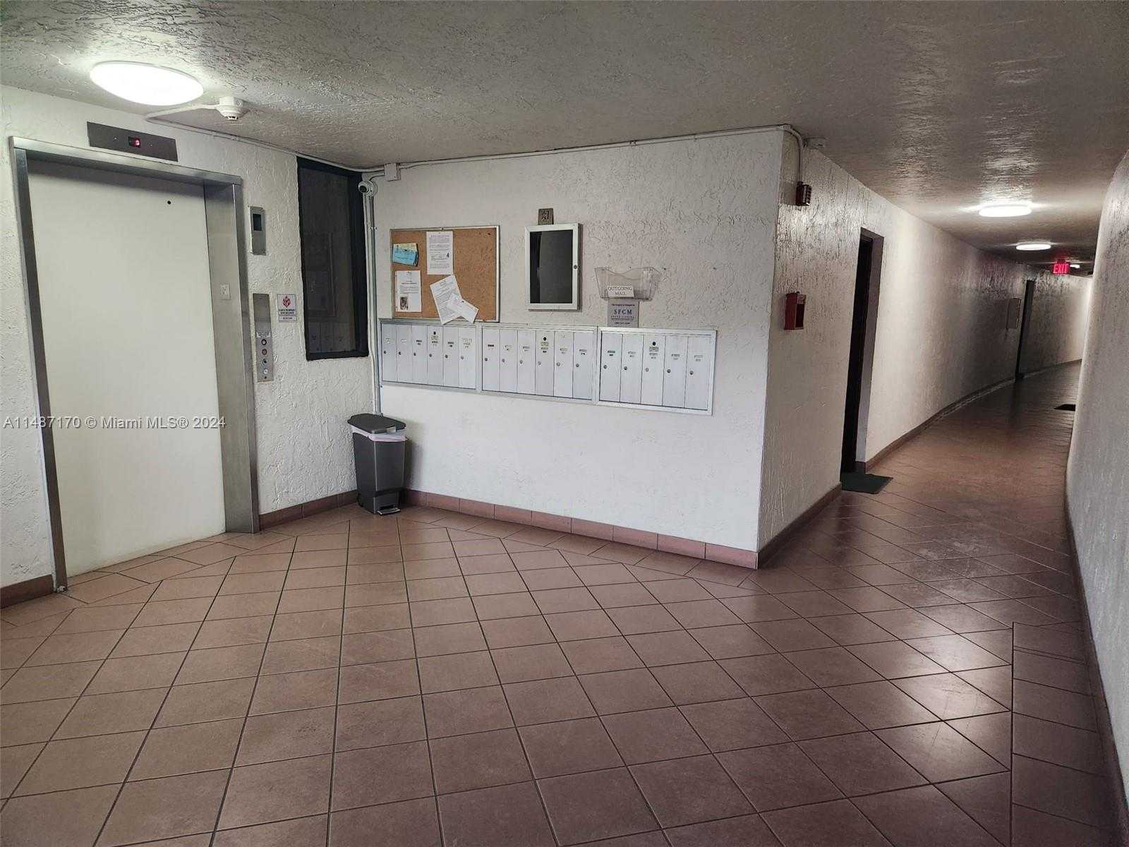 Small Image of 5201 ORDUNA DR #14, Coral Gables Number 33