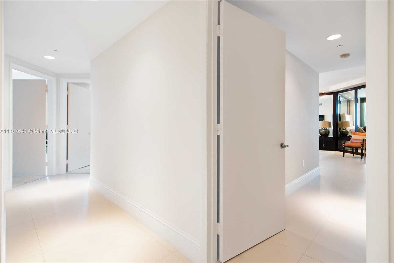 Small Image of 2711 SOUTH OCEAN DR #2205, Hollywood Number 11