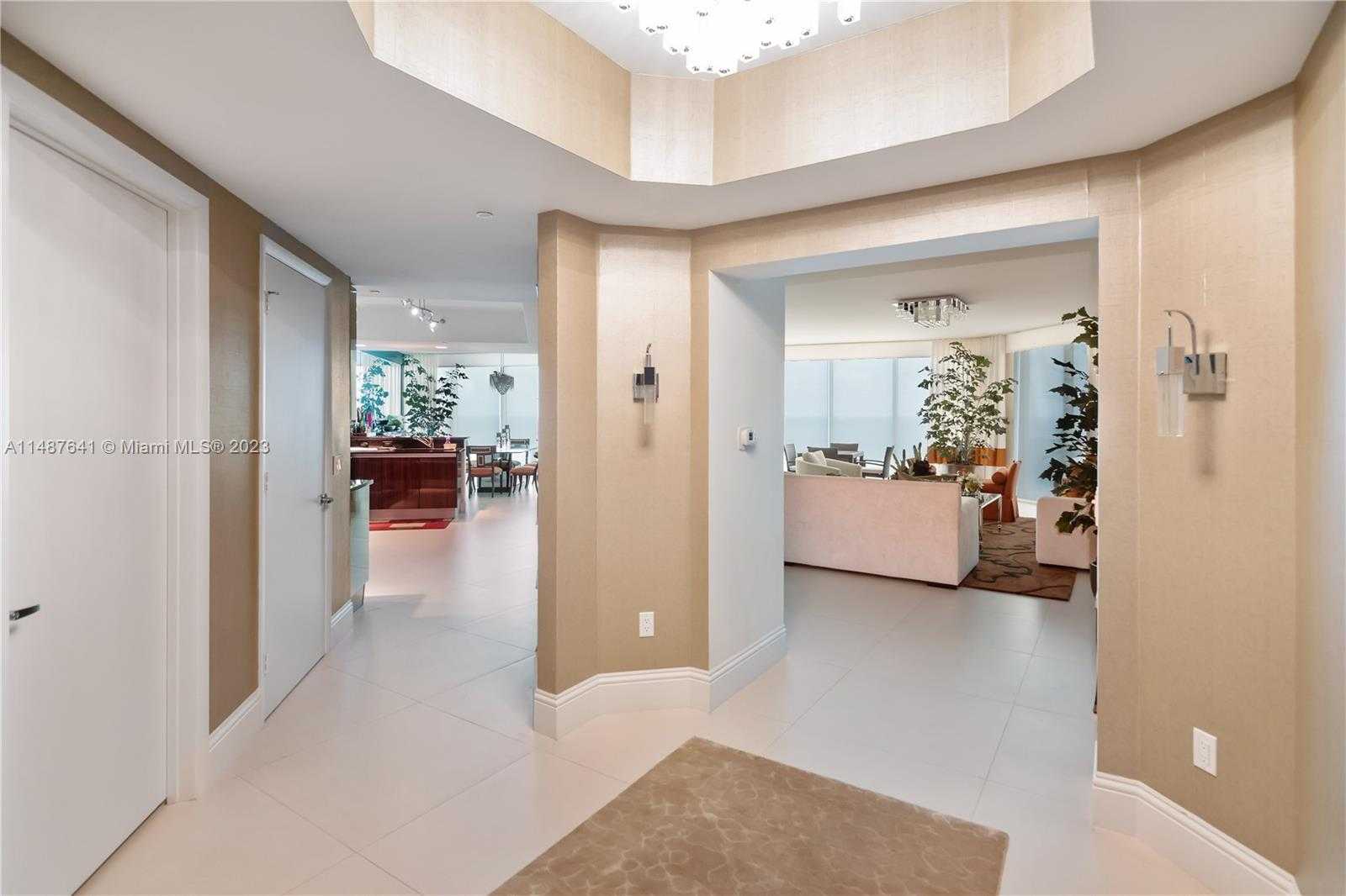 Small Image of 2711 SOUTH OCEAN DR #2205, Hollywood Number 3