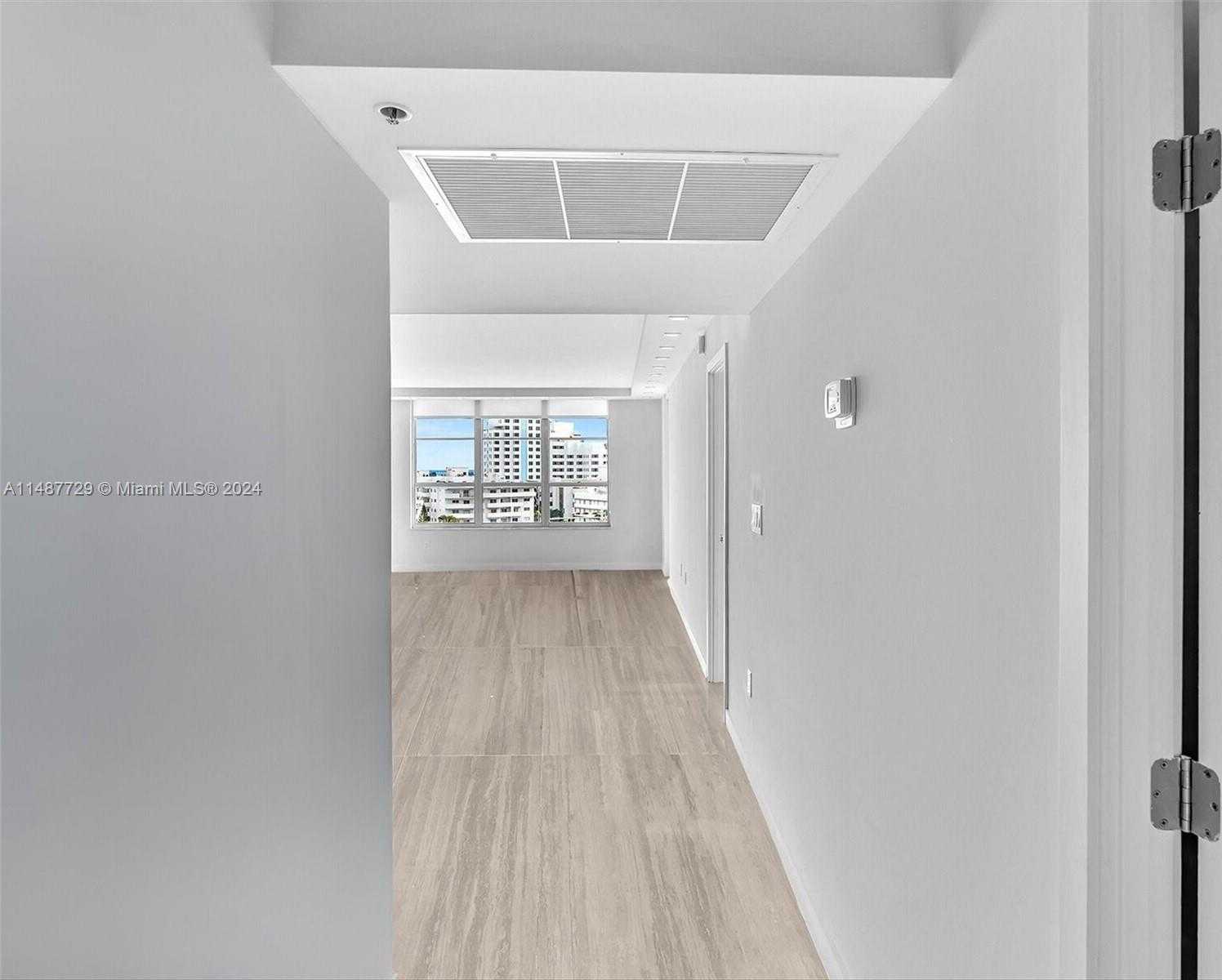 Small Image of 4101 PINE TREE DR #621,620, Miami Beach Number 37