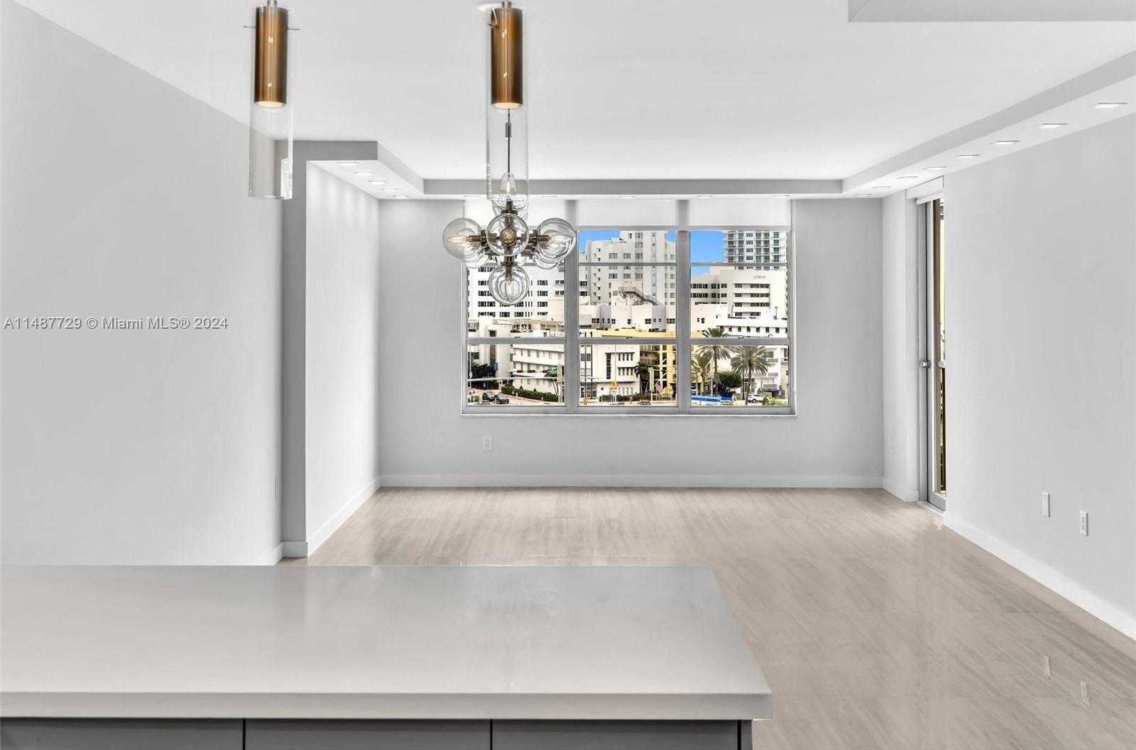Small Image of 4101 PINE TREE DR #621,620, Miami Beach Number 41