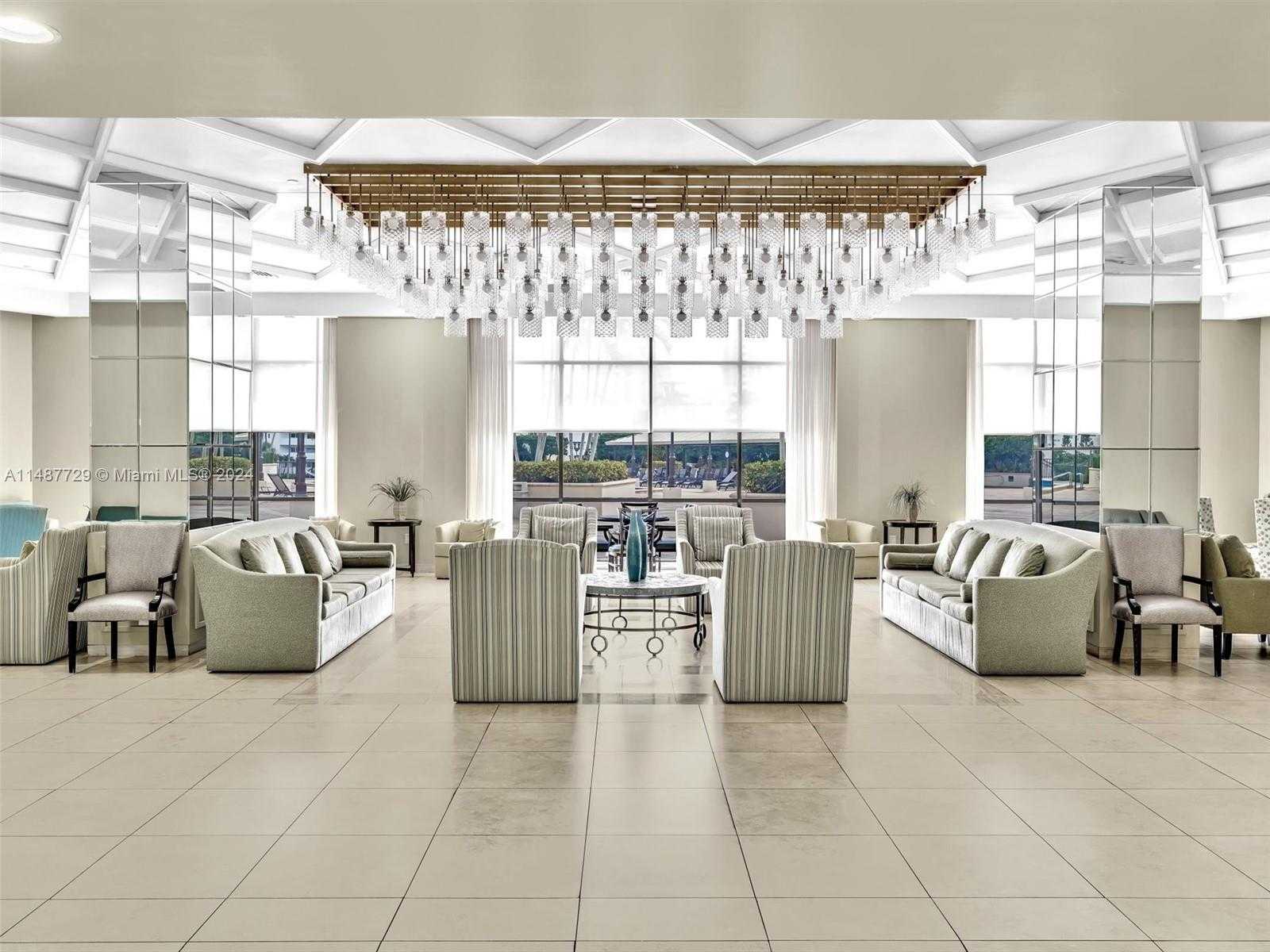 Small Image of 4101 PINE TREE DR #621,620, Miami Beach Number 66
