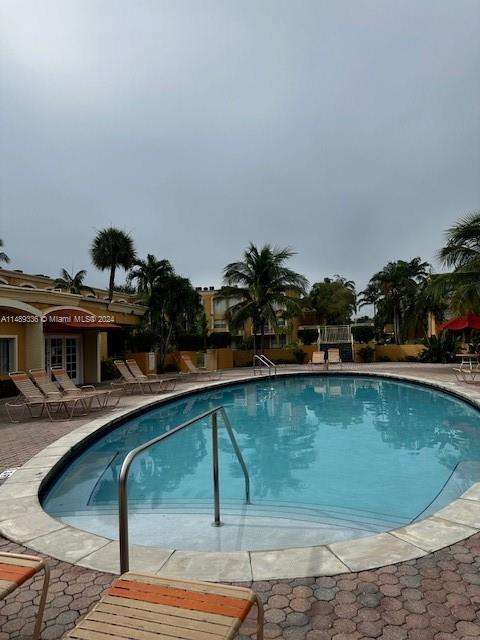 Small Image of 17901 NORTH WEST 68TH AVE #T205, Hialeah Number 12