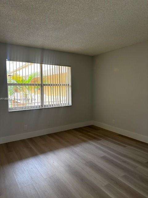 Small Image of 17901 NORTH WEST 68TH AVE #T205, Hialeah Number 9
