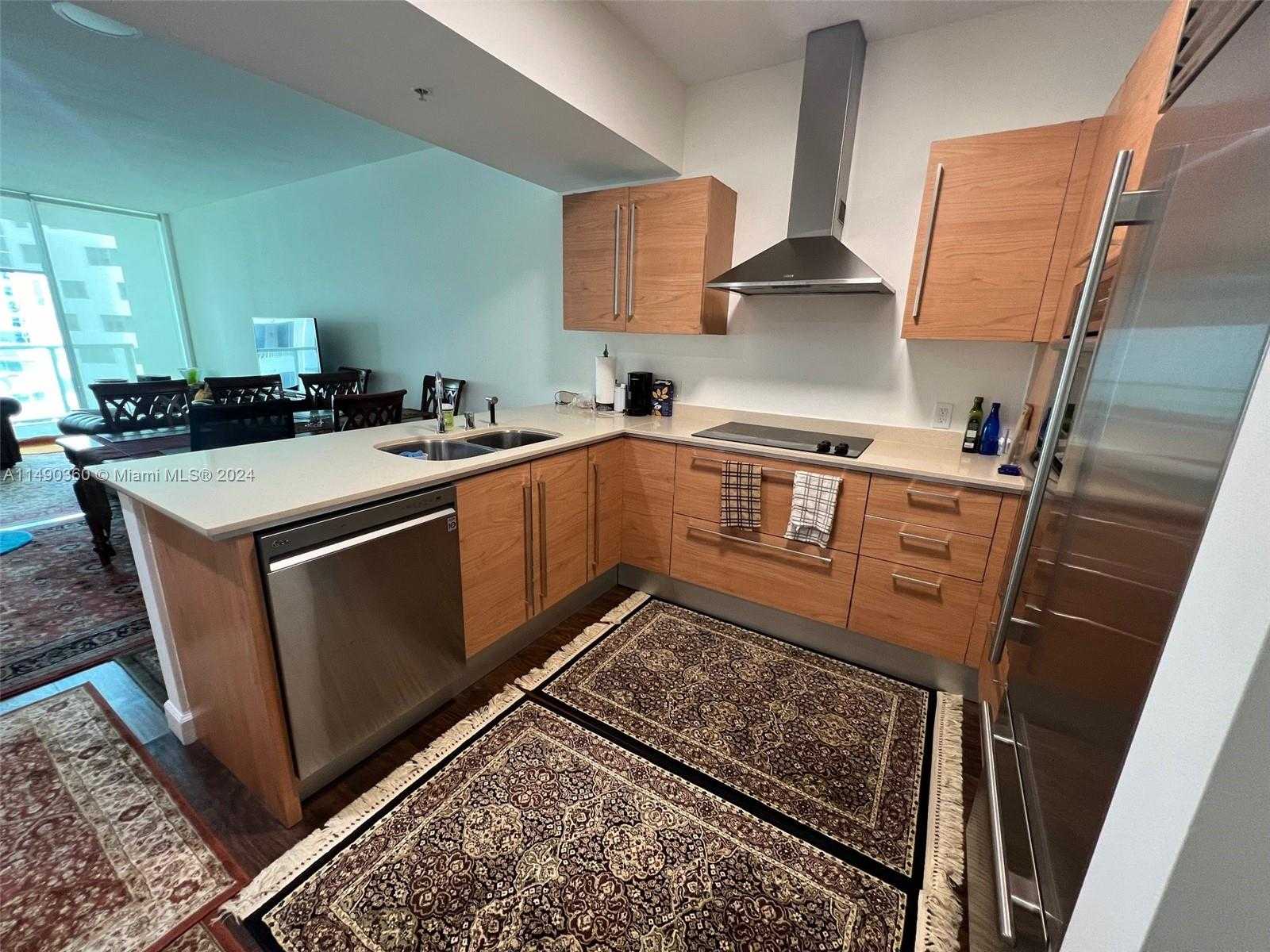 Small Image of 218 #1806, Miami Number 8