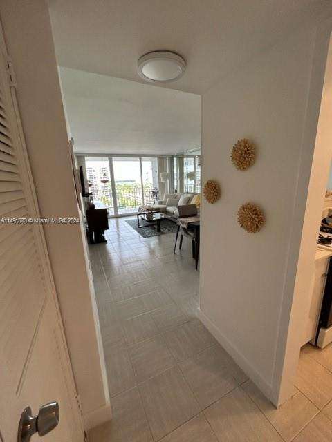 Small Image of 2030 SOUTH OCEAN DR #802, Hallandale Beach Number 12