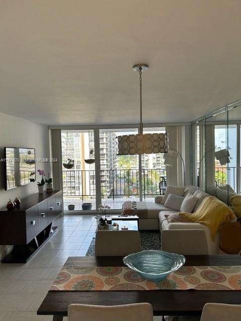 Small Image of 2030 SOUTH OCEAN DR #802, Hallandale Beach Number 3