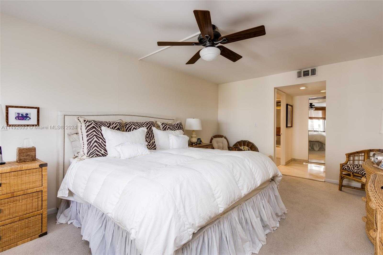 Small Image of 18151 NORTH EAST 31ST CT #1606, Aventura Number 28