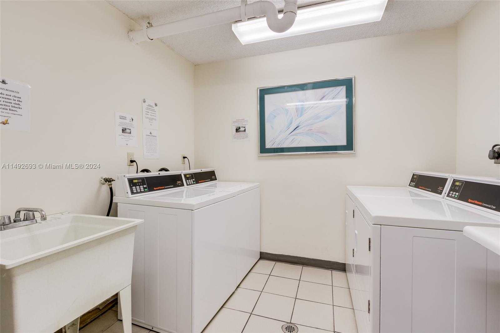 Small Image of 18151 NORTH EAST 31ST CT #1606, Aventura Number 30