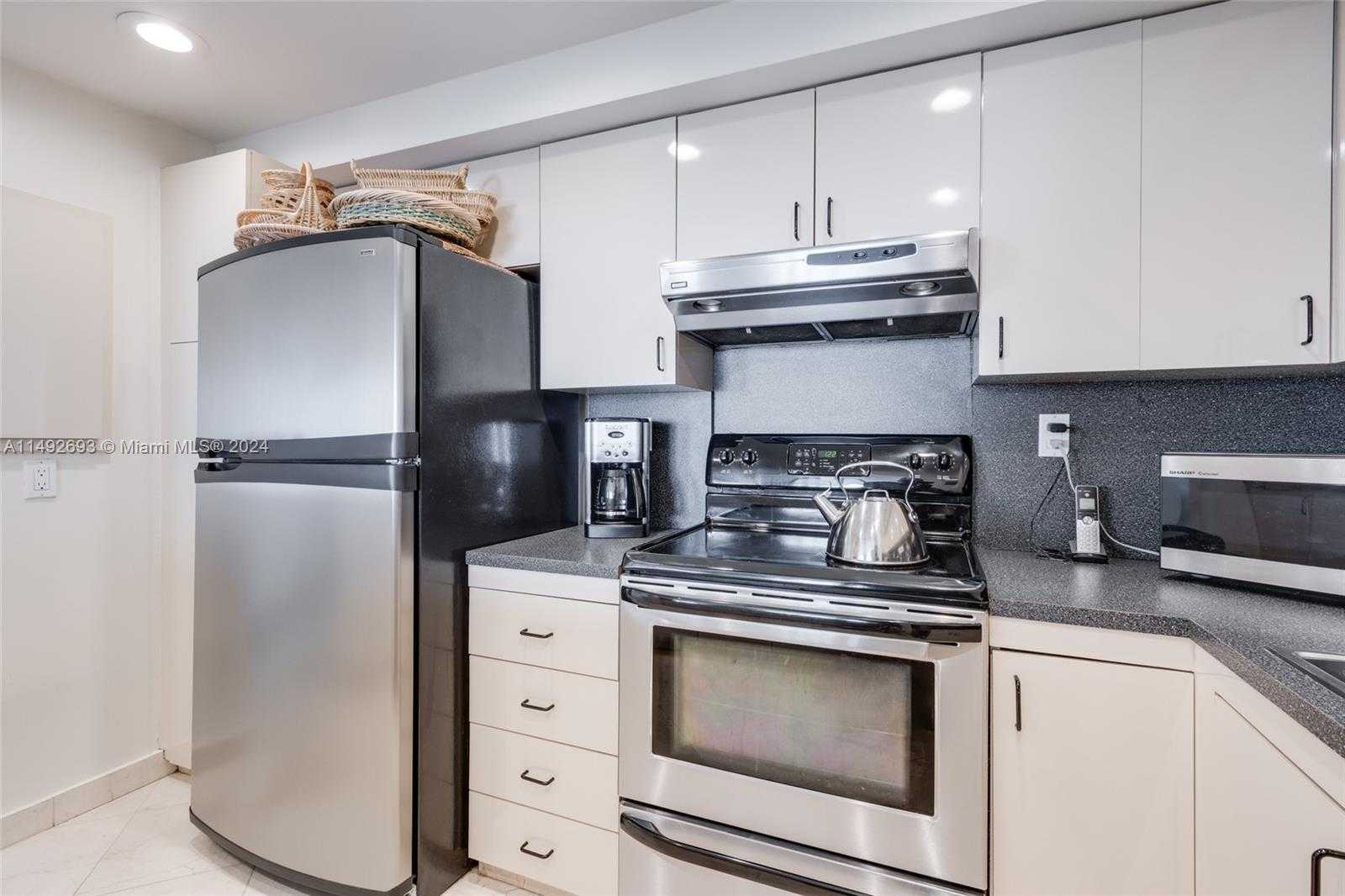 Small Image of 18151 NORTH EAST 31ST CT #1606, Aventura Number 7
