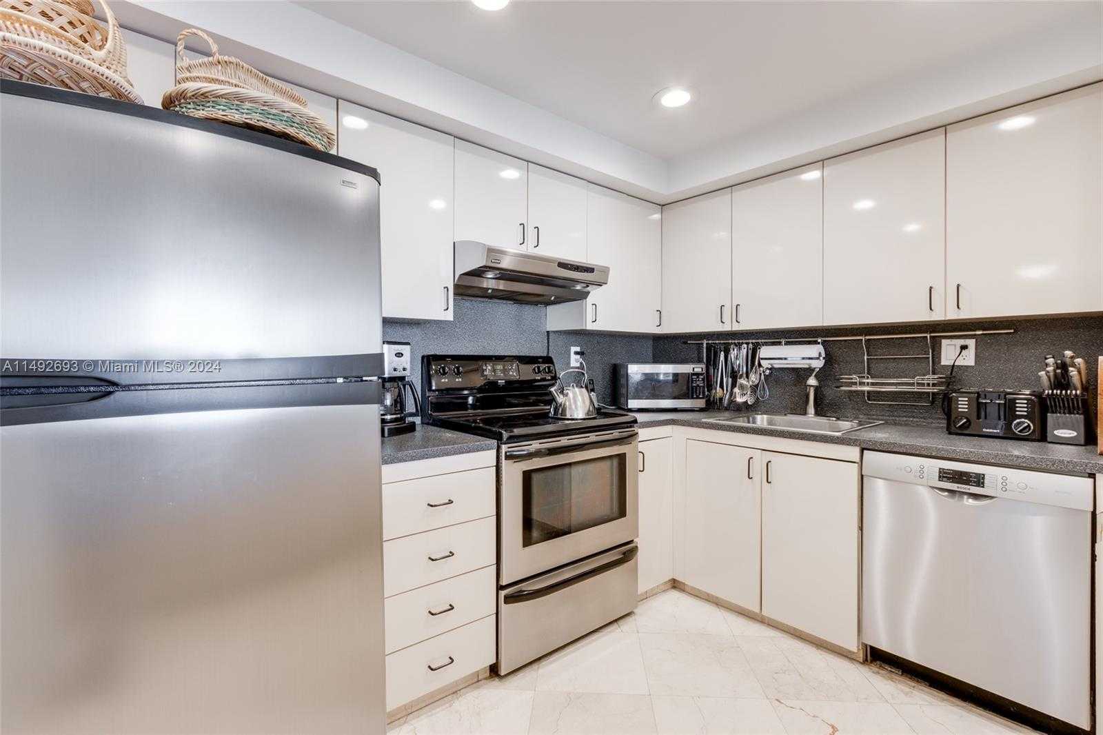 Small Image of 18151 NORTH EAST 31ST CT #1606, Aventura Number 9