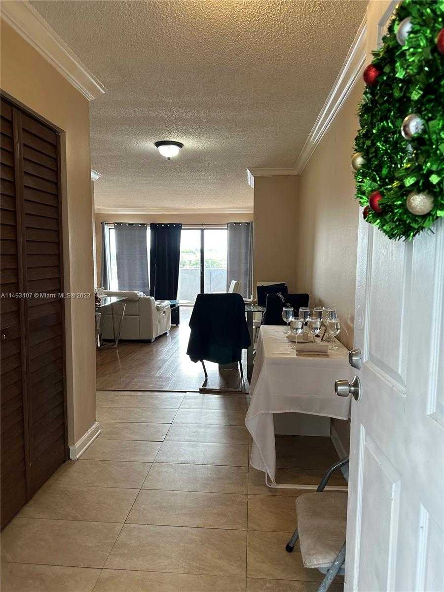Small Image of 9359 FONTAINEBLEAU BLVD #F301, Miami Number 9