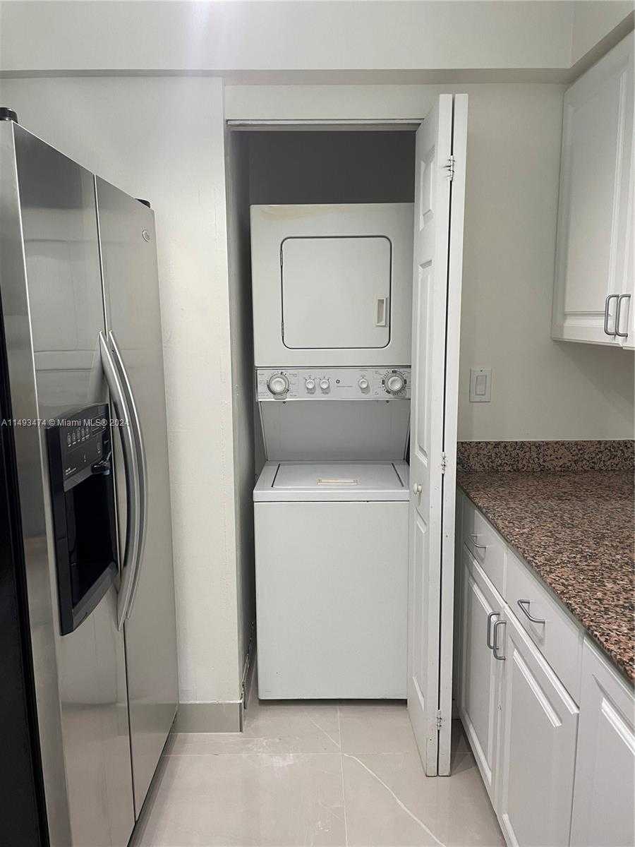 Small Image of 1155 BRICKELL BAY DR #307, Miami Number 9