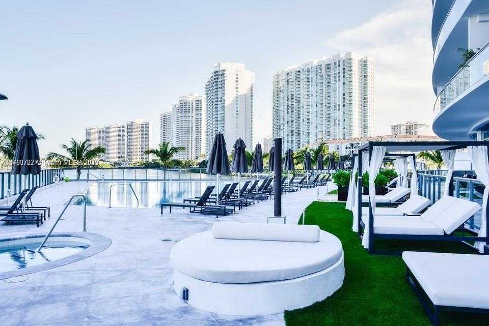 Small Image of 3250 NORTH EAST 188TH ST #UPH01, Aventura Number 33