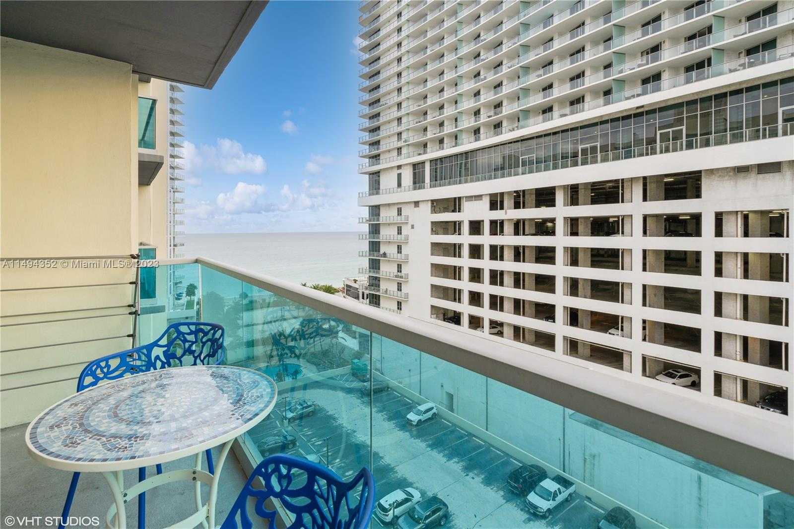 Small Image of 4001 SOUTH OCEAN DR #10B, Hollywood Number 3