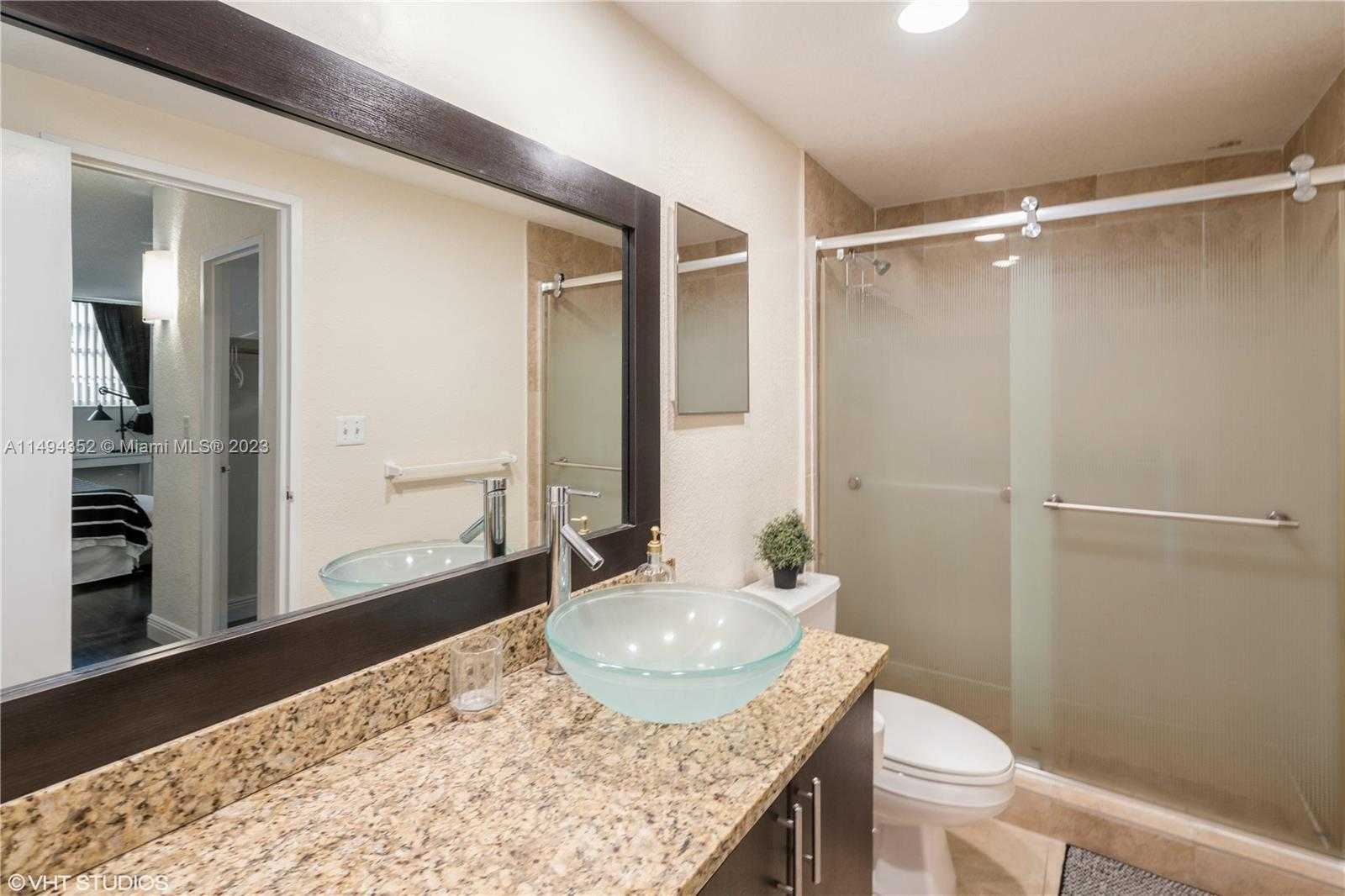 Small Image of 4001 SOUTH OCEAN DR #10B, Hollywood Number 9