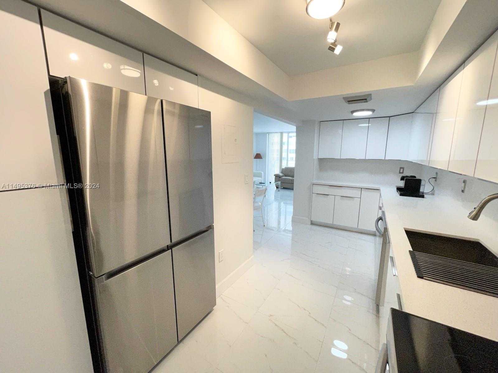 Small Image of 18041 BISCAYNE BOULV #502, Aventura Number 13