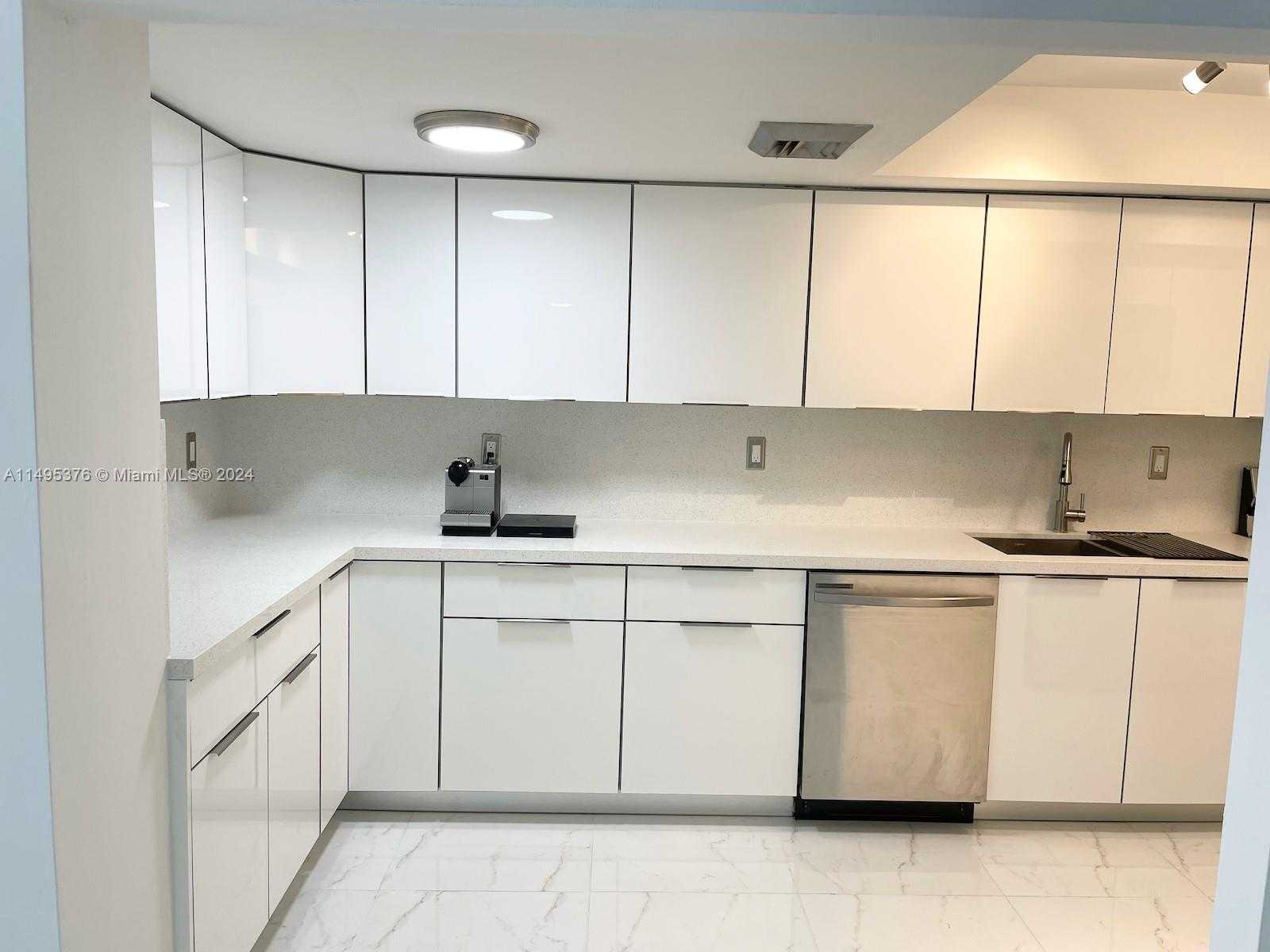 Small Image of 18041 BISCAYNE BOULV #502, Aventura Number 15