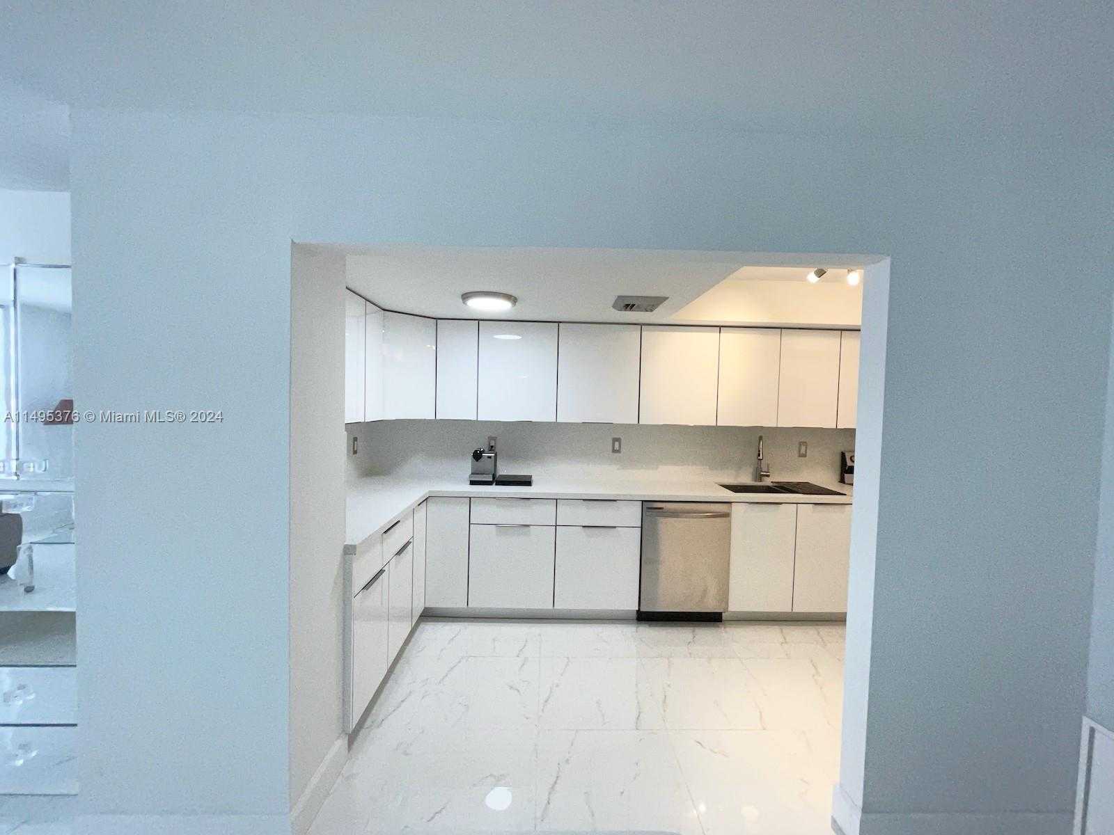 Small Image of 18041 BISCAYNE BOULV #502, Aventura Number 19