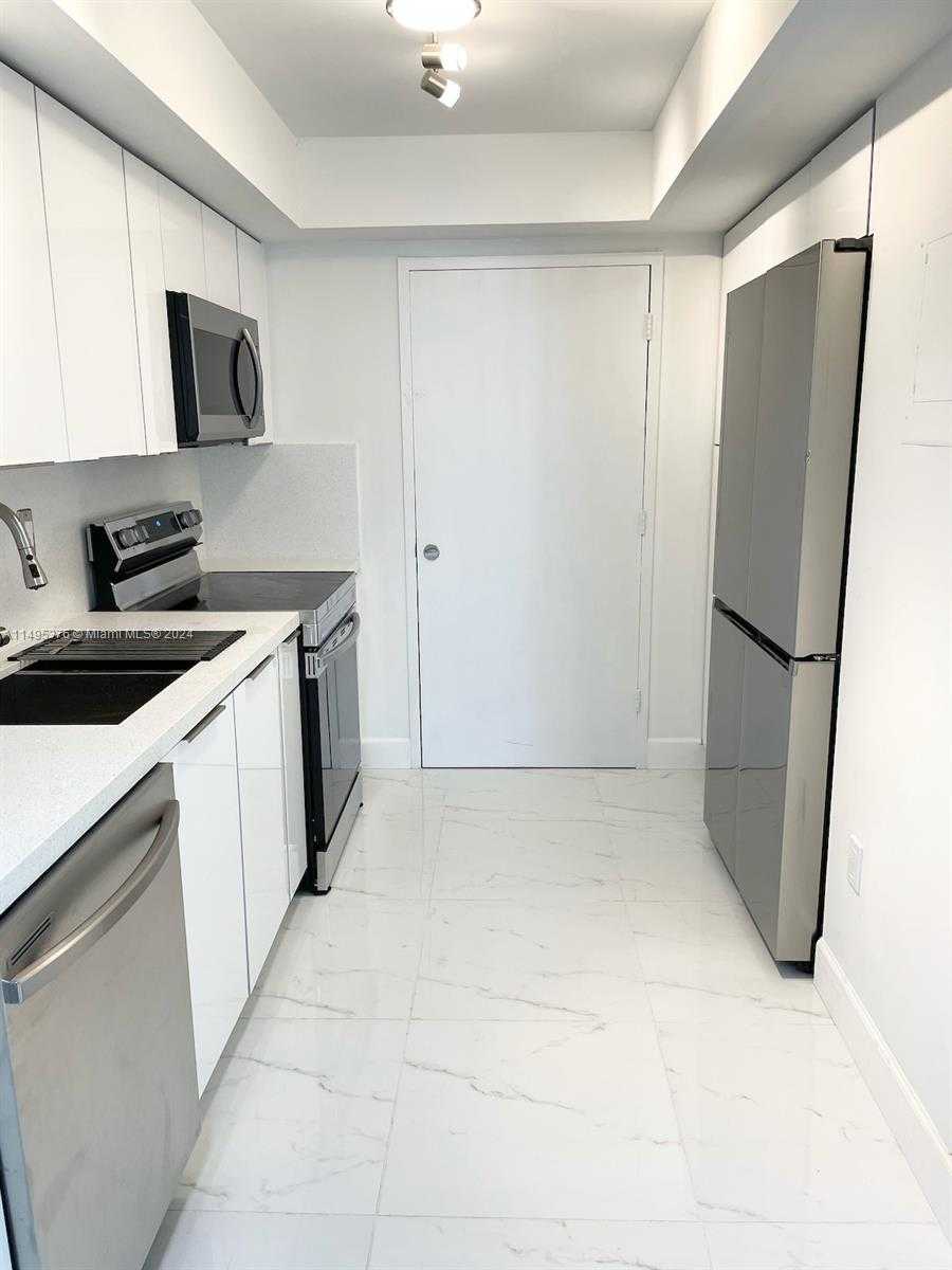 Small Image of 18041 BISCAYNE BOULV #502, Aventura Number 21