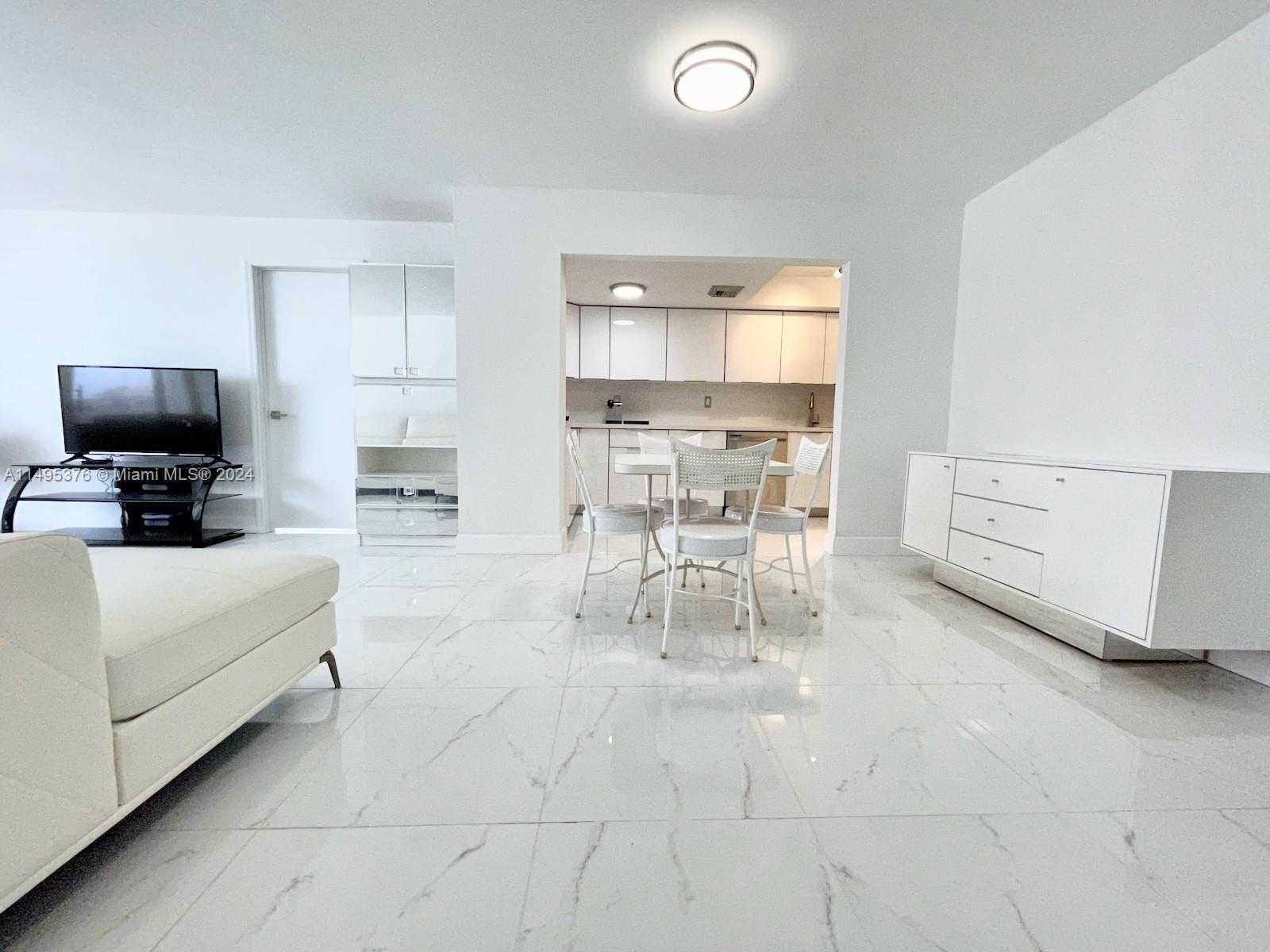 Small Image of 18041 BISCAYNE BOULV #502, Aventura Number 3