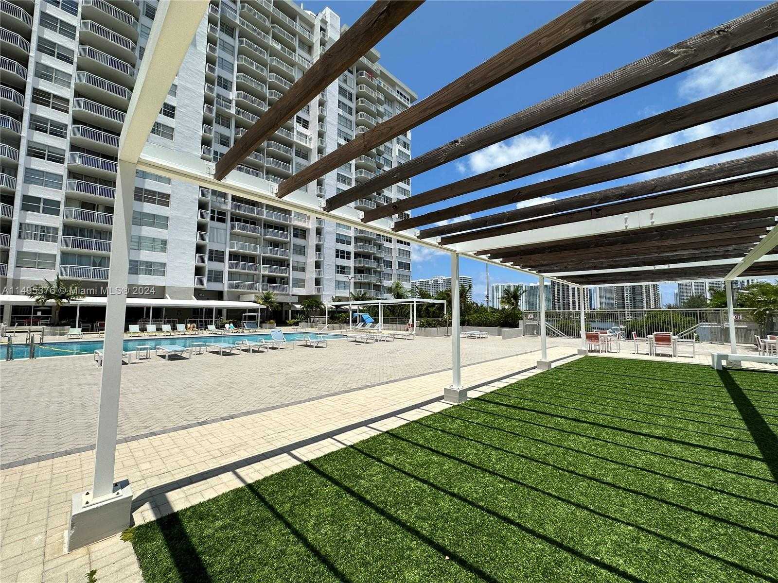 Small Image of 18041 BISCAYNE BOULV #502, Aventura Number 35