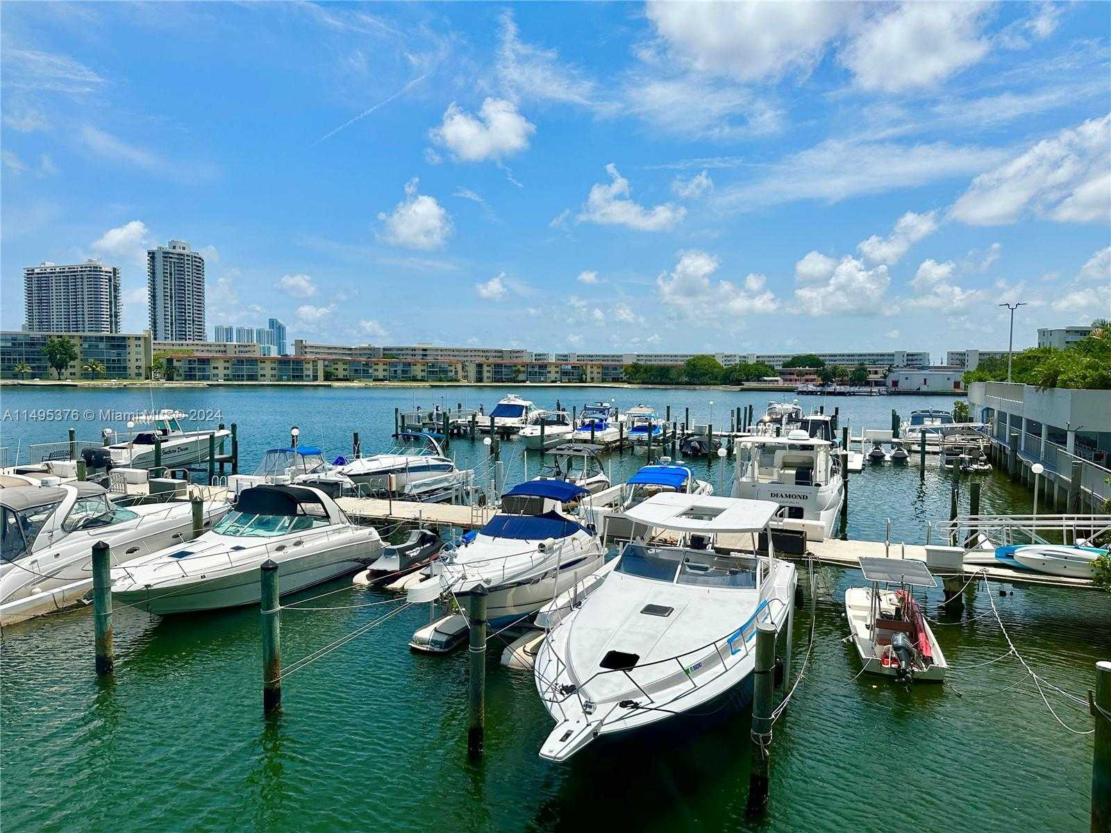 Small Image of 18041 BISCAYNE BOULV #502, Aventura Number 42