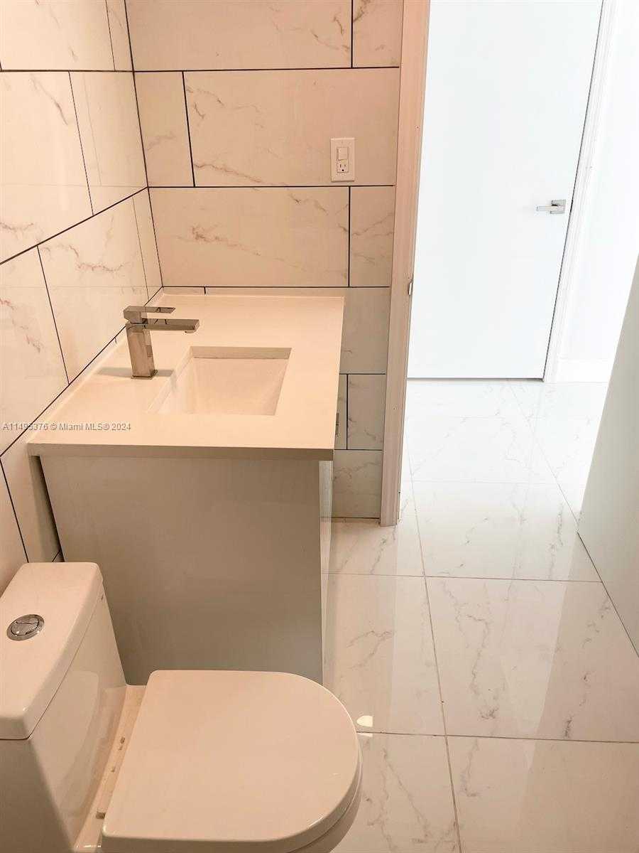 Small Image of 18041 BISCAYNE BOULV #502, Aventura Number 51