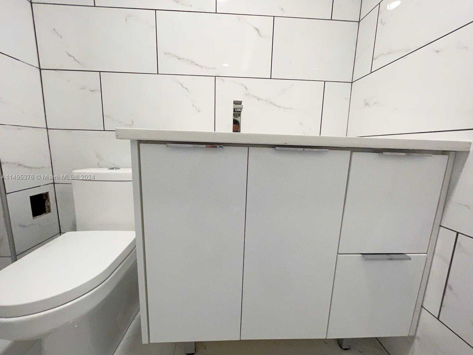 Small Image of 18041 BISCAYNE BOULV #502, Aventura Number 57