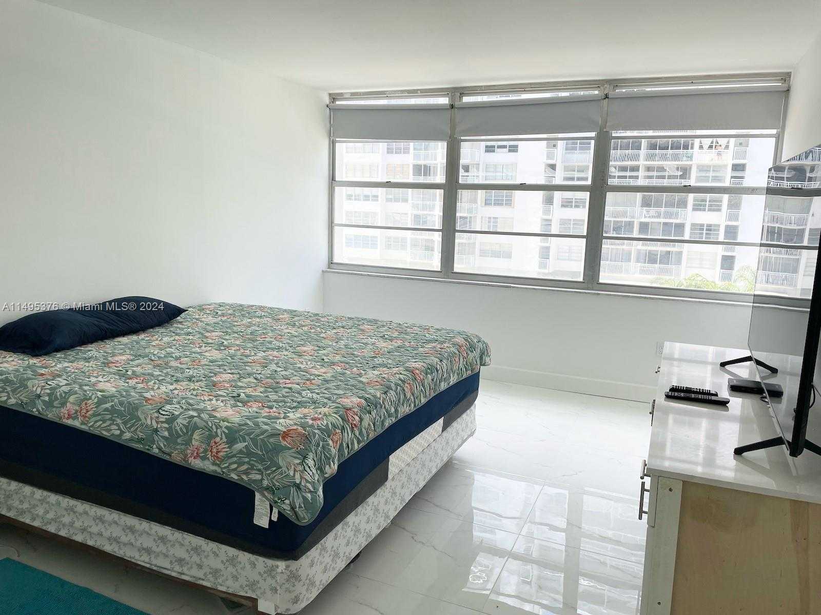 Small Image of 18041 BISCAYNE BOULV #502, Aventura Number 67