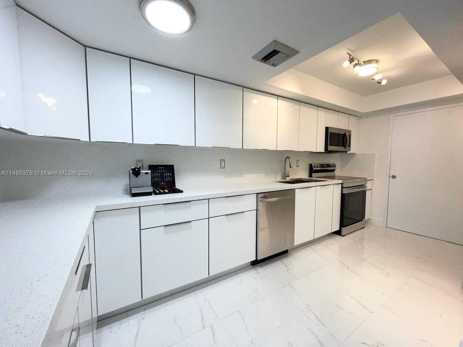 Small Image of 18041 BISCAYNE BOULV #502, Aventura Number 7