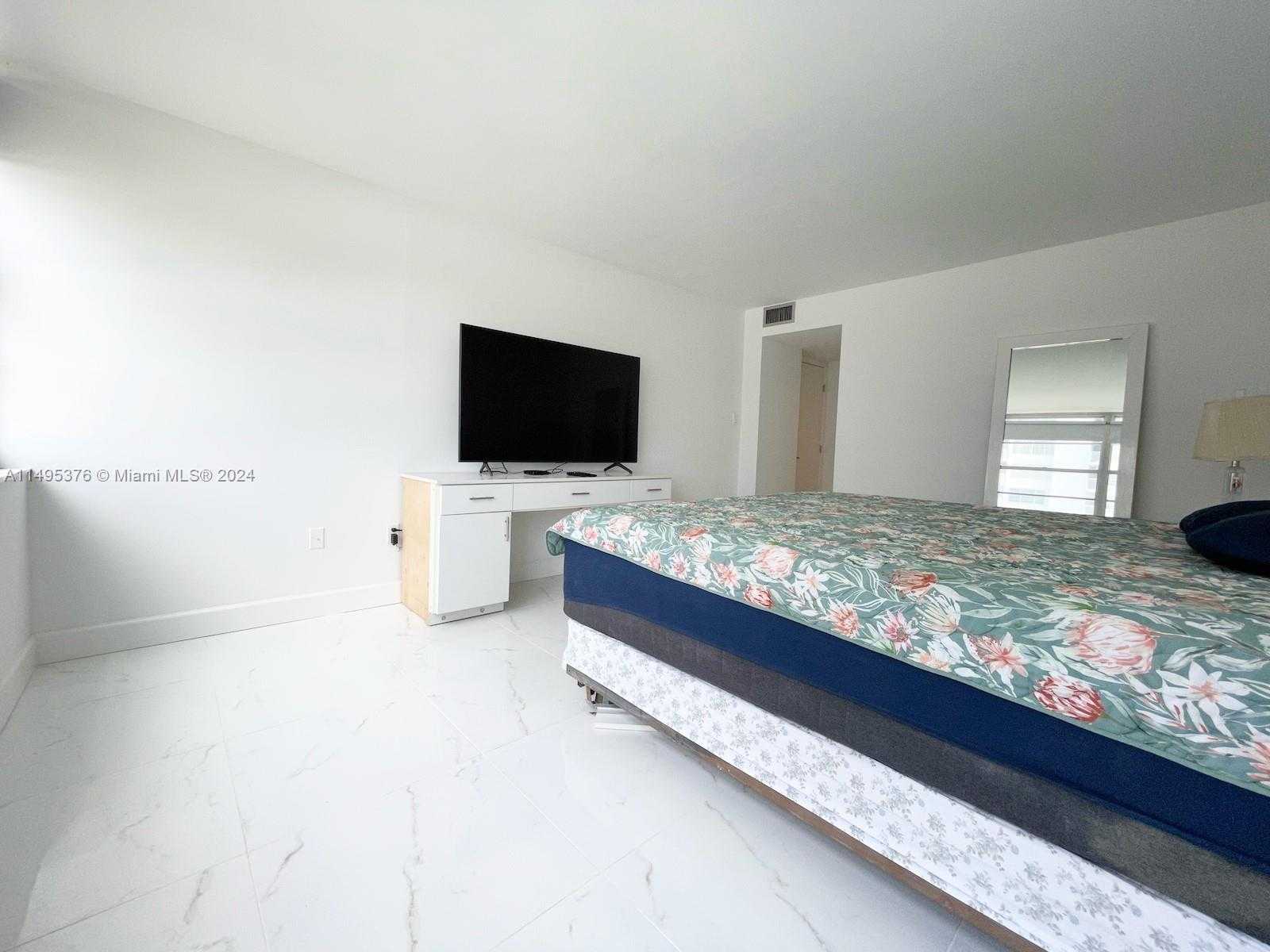Small Image of 18041 BISCAYNE BOULV #502, Aventura Number 71