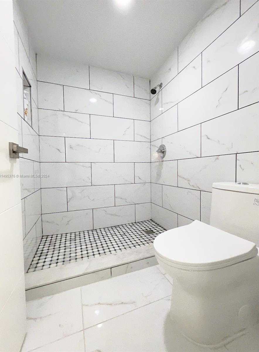 Small Image of 18041 BISCAYNE BOULV #502, Aventura Number 77
