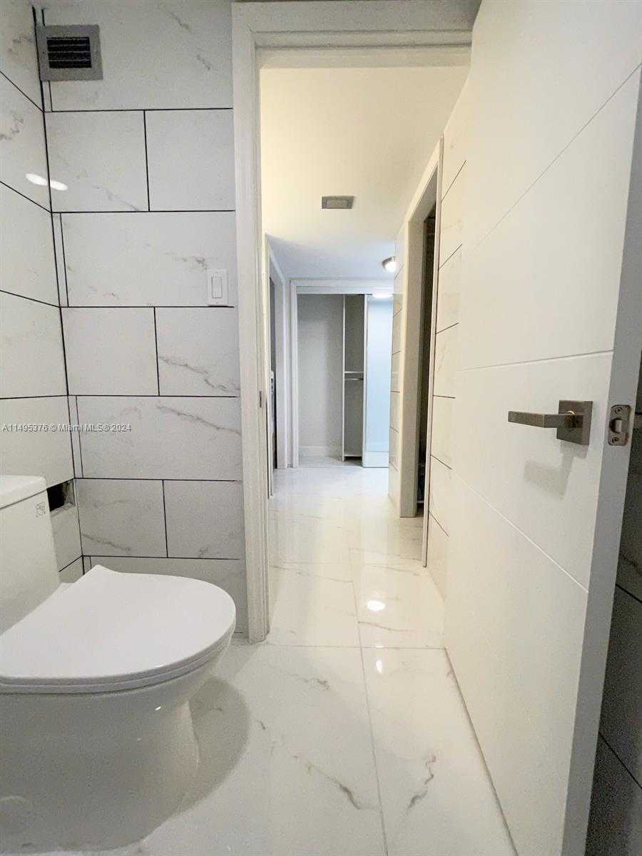 Small Image of 18041 BISCAYNE BOULV #502, Aventura Number 78