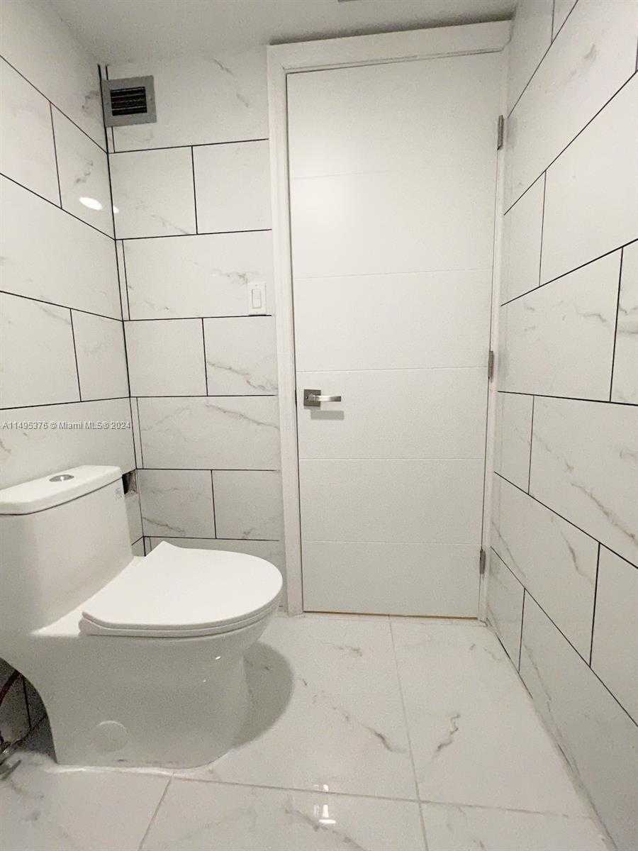 Small Image of 18041 BISCAYNE BOULV #502, Aventura Number 79