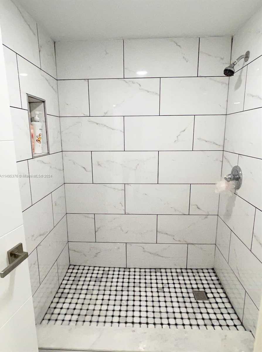 Small Image of 18041 BISCAYNE BOULV #502, Aventura Number 82