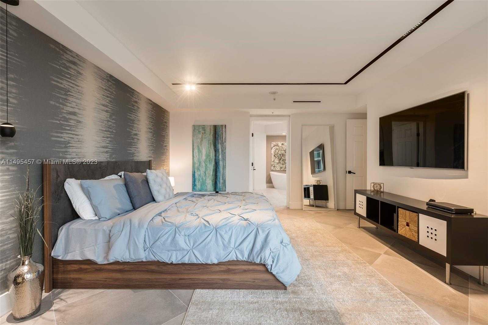 Small Image of 3370 HIDDEN BAY DR #409, Aventura Number 12