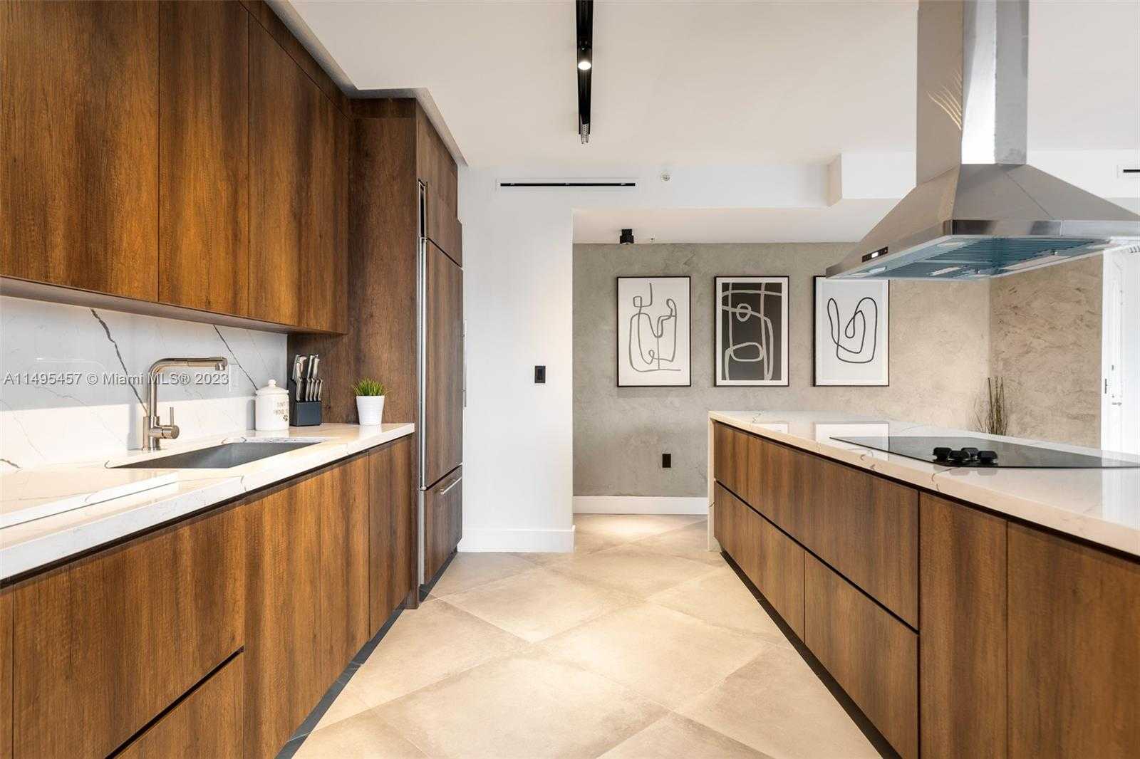 Small Image of 3370 HIDDEN BAY DR #409, Aventura Number 5
