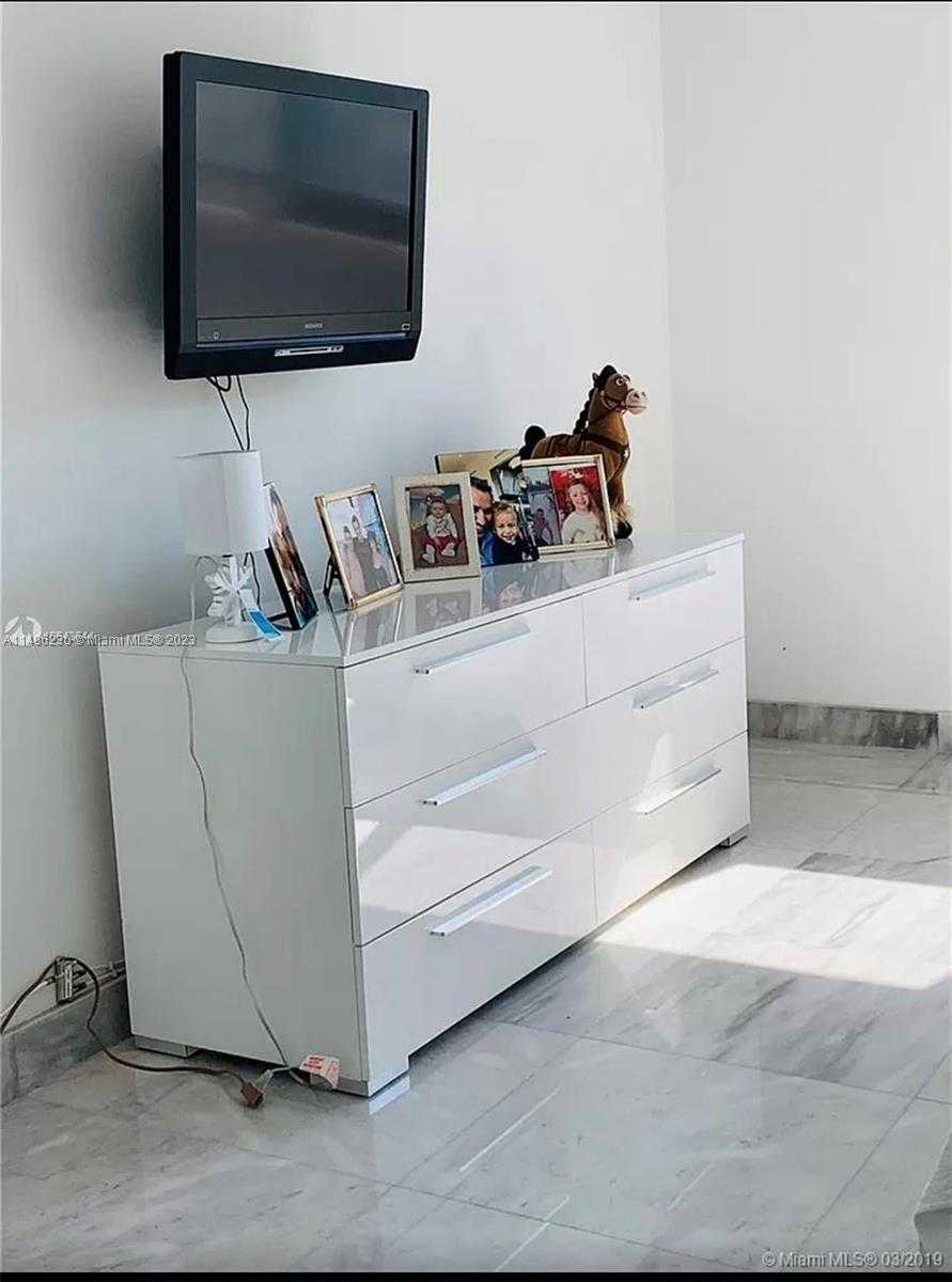Small Image of 19380 COLLINS AVE #1423, Sunny Isles Beach Number 8